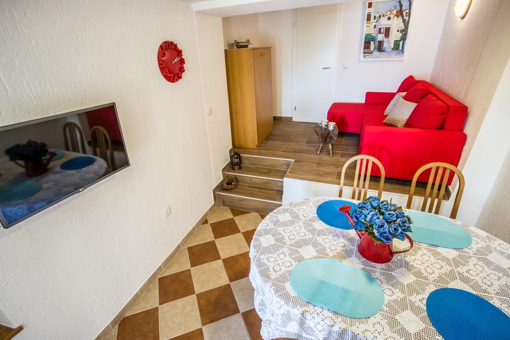 Apartment Memories II Baška Esterno foto
